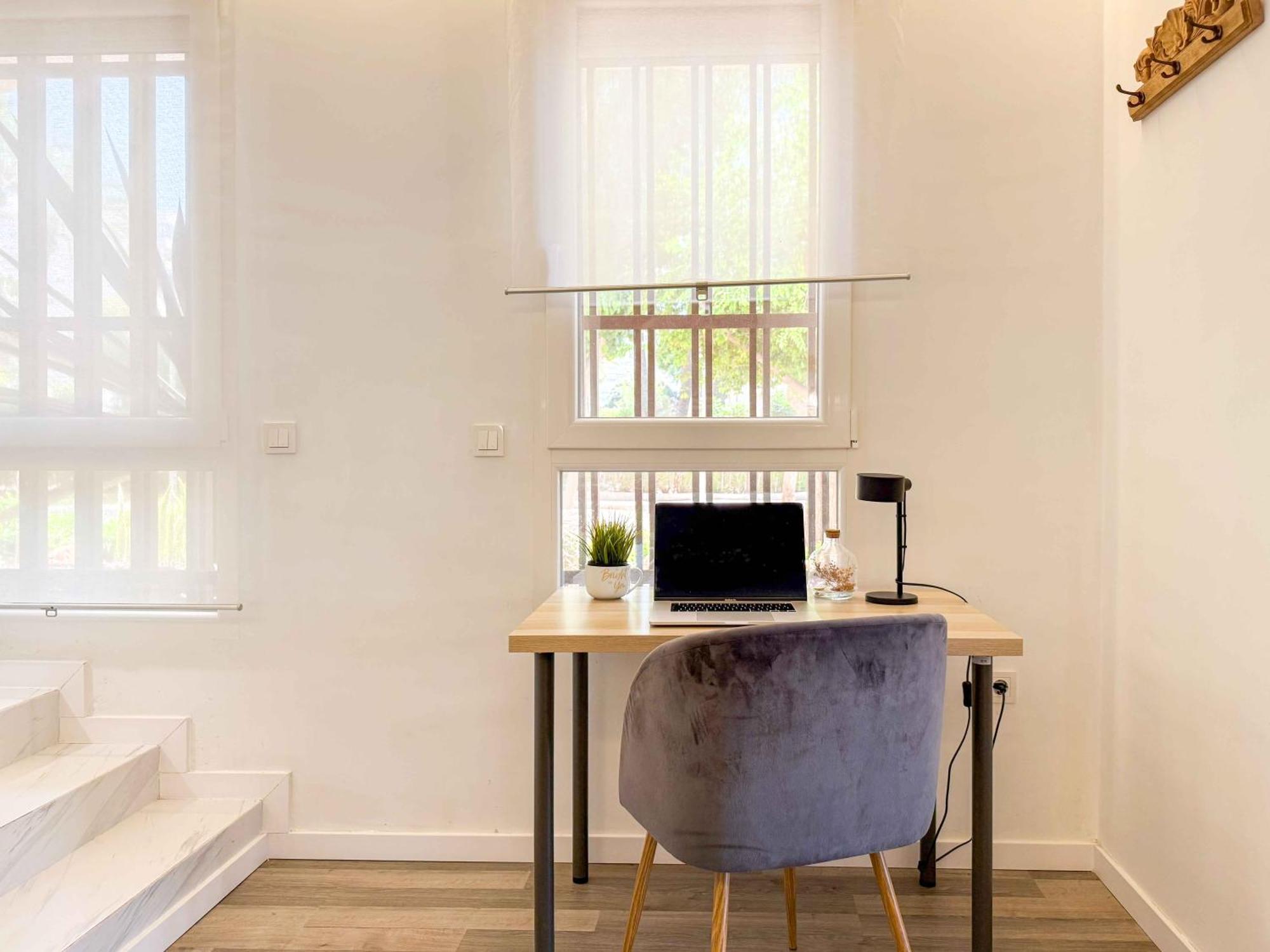 Encantador Y Coqueto Loft A 8 Min. De La Playa. 阿利坎特 外观 照片